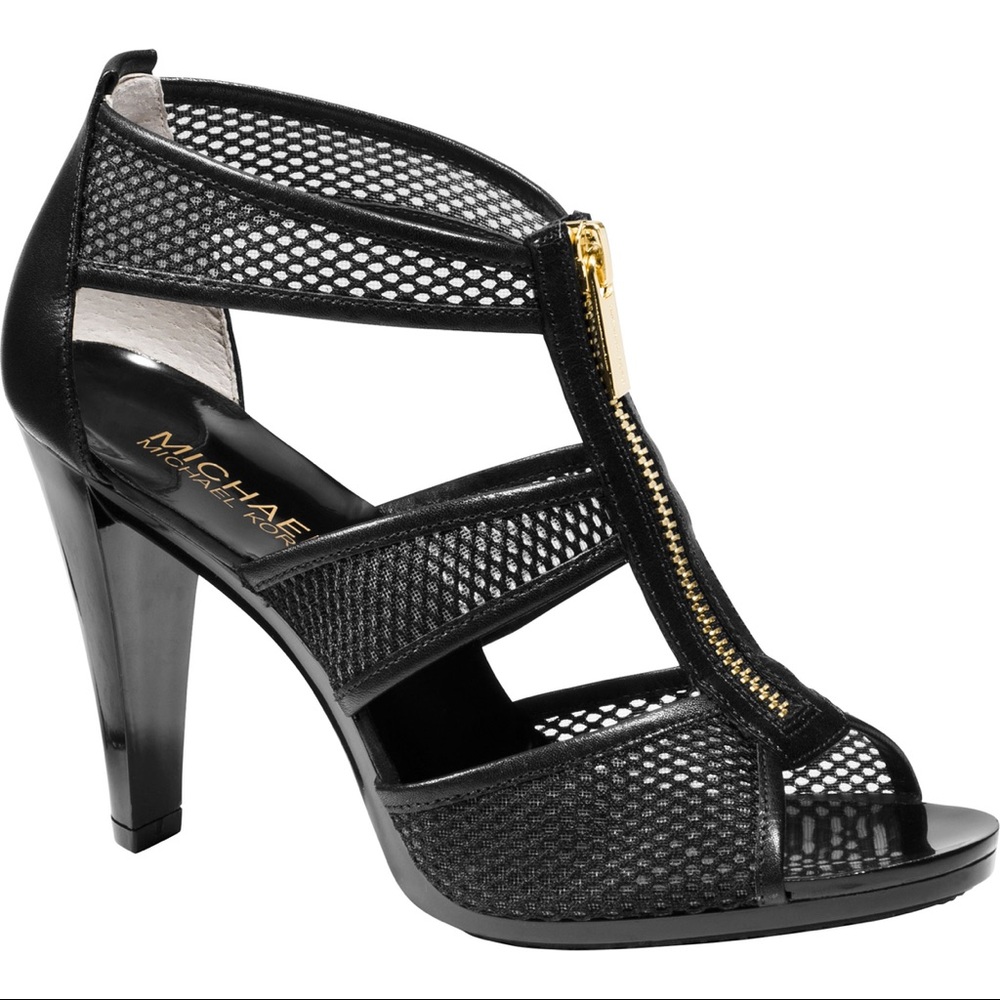 Micheal Kors black heel size 7